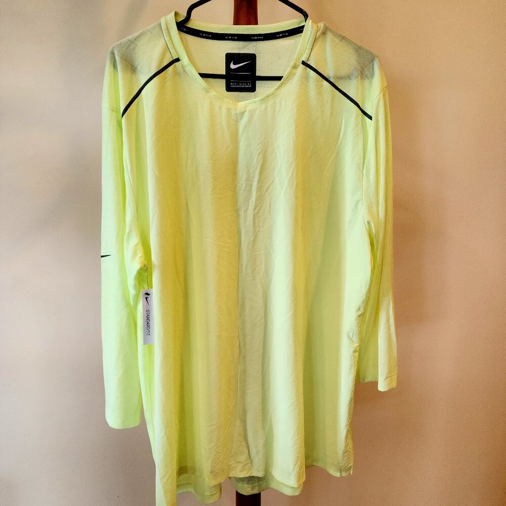 Nike Long Sleeve Shirt NWT